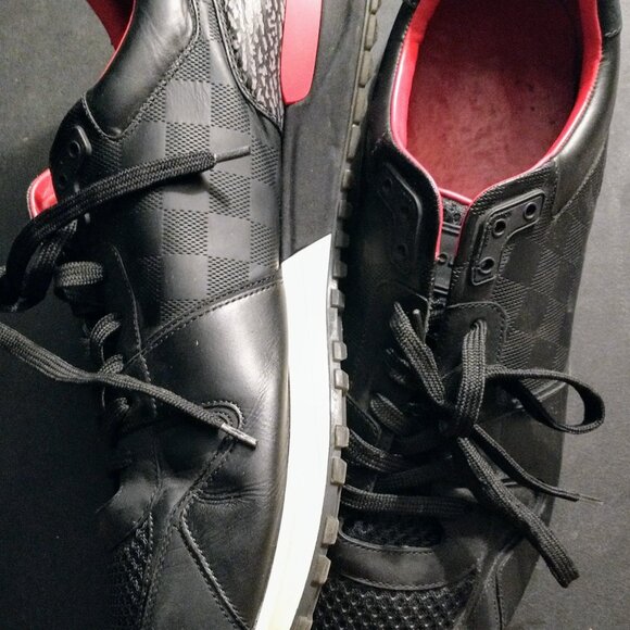 LV sneaker size 11.5 US  (LV 10.5) - Picture 7 of 9